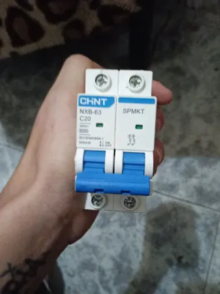 Interruptor Automático CHNT NXB-63 C20