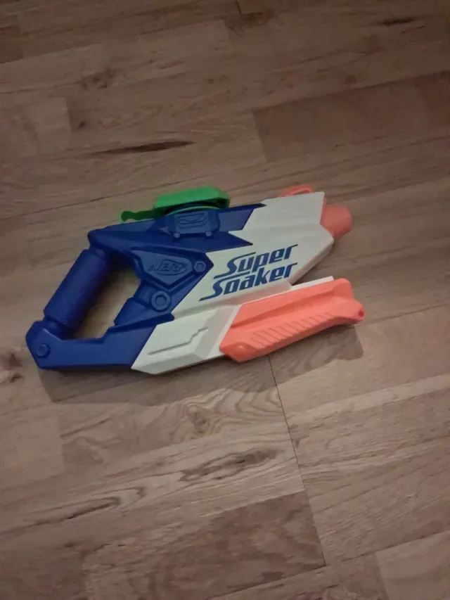 Pistola ad acqua Nerf Super Soaker