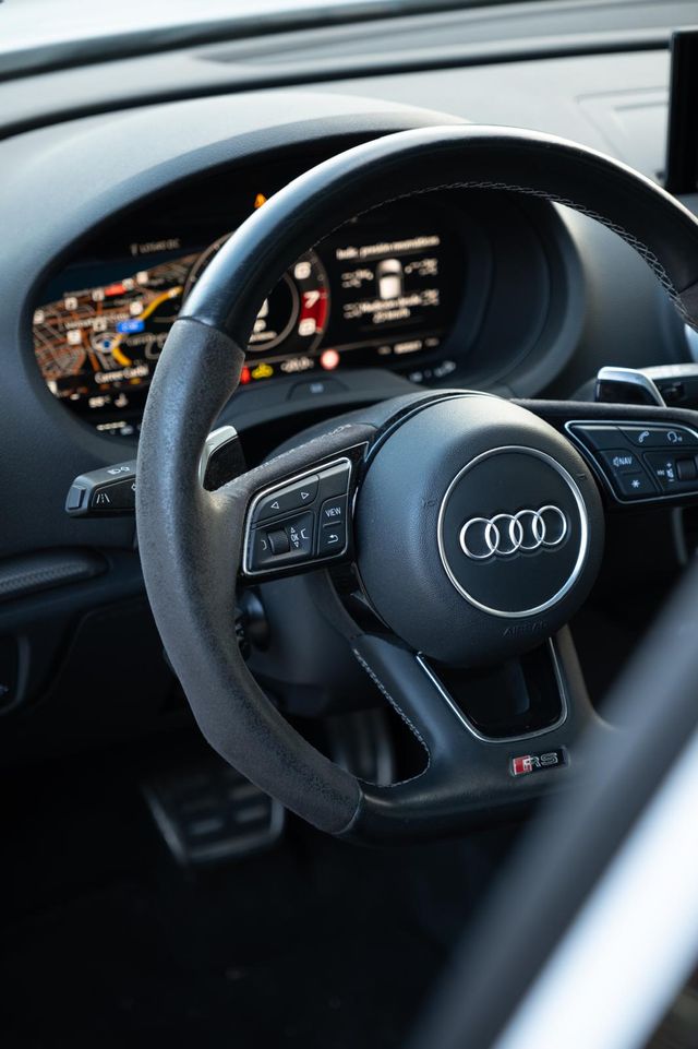 Audi RS3 2019