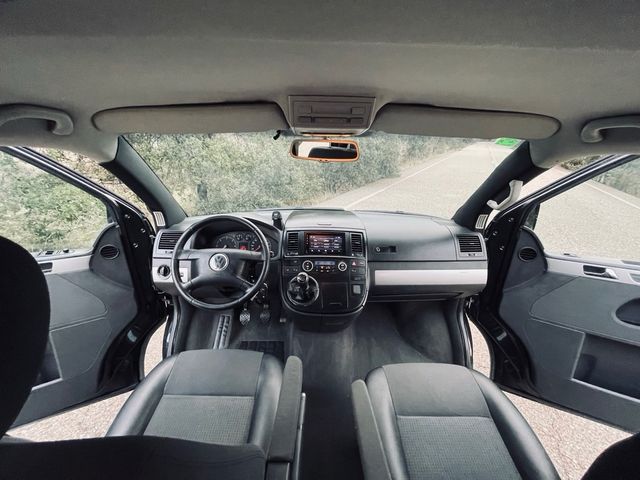 Volkswagen Multivan TDI 175 libro rev full extras