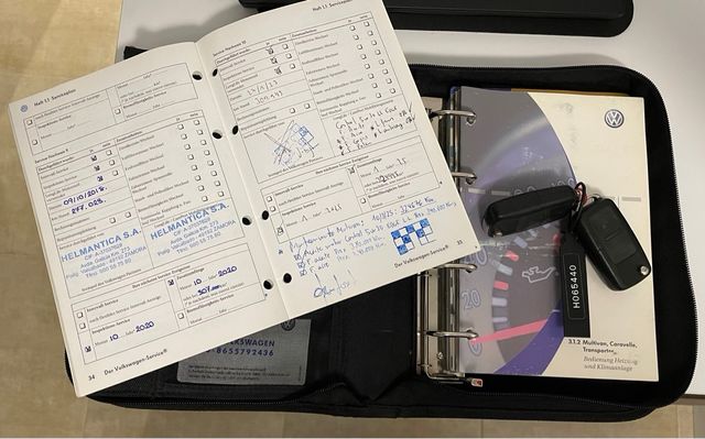 Volkswagen Multivan TDI 175 libro rev full extras