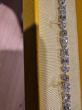 Pulsera Swarovski Mesmera Nueva sin estrenar.