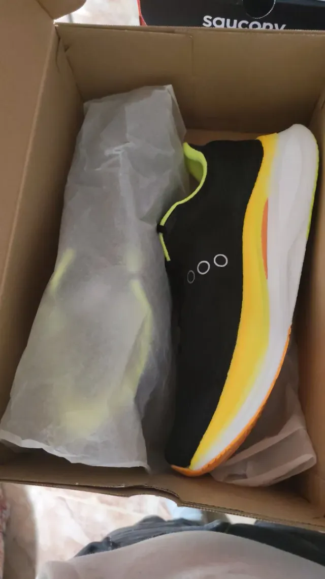 Saucony Endorphin Speed 5 Negras