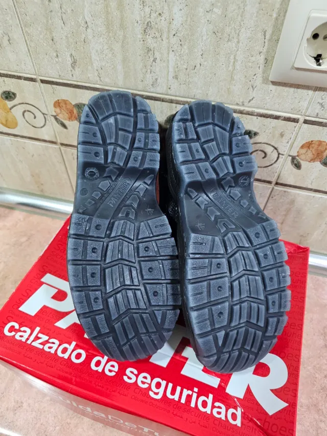 Calzado de seguridad Panter Talla 41