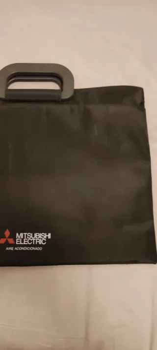 Cartera Mitsubishi Electric Negro