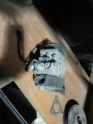 Compresor A/A Mercedes Clase C W204