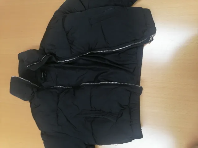 Abrigo acolchado negro niña