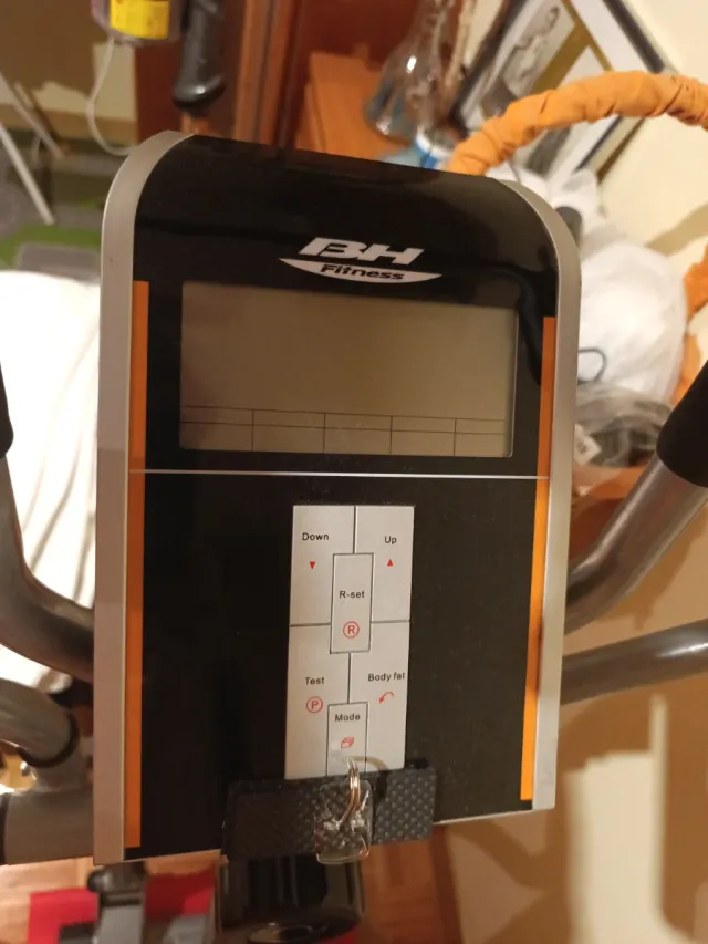 Elíptica BH Fitness