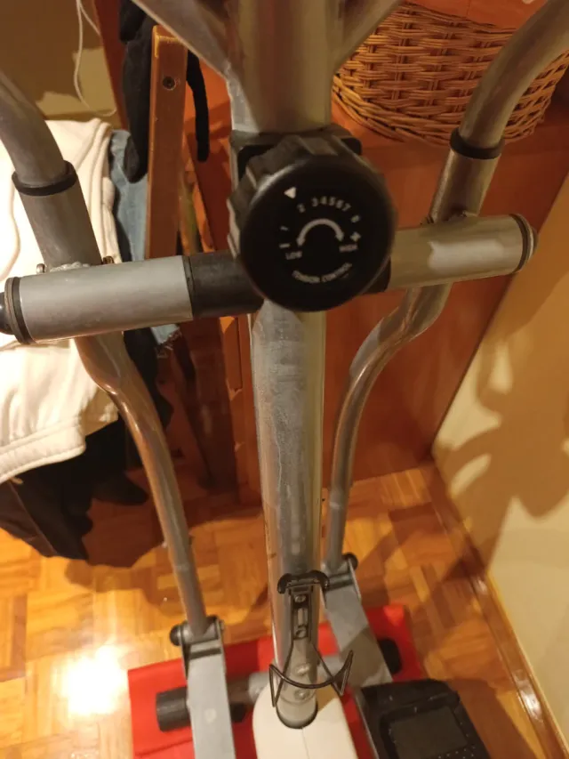 Elíptica BH Fitness