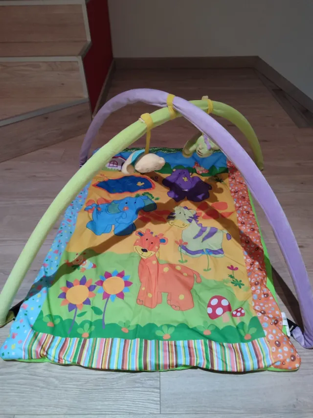 Manta de actividades para bebé