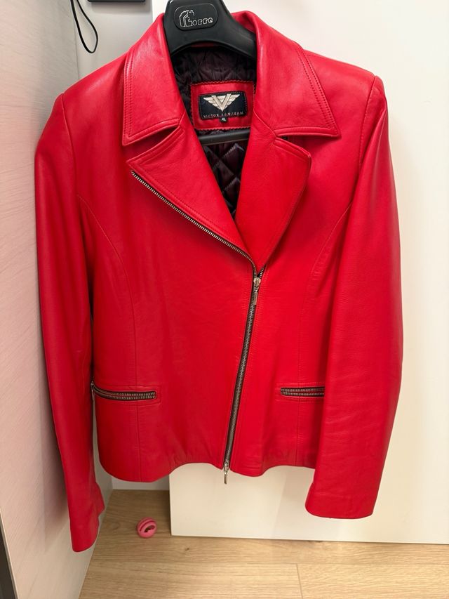 Cazadora de cuero Victorinox Roja Talla XL