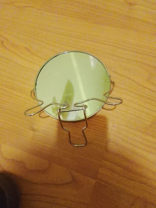 Espejo de mesa redondo