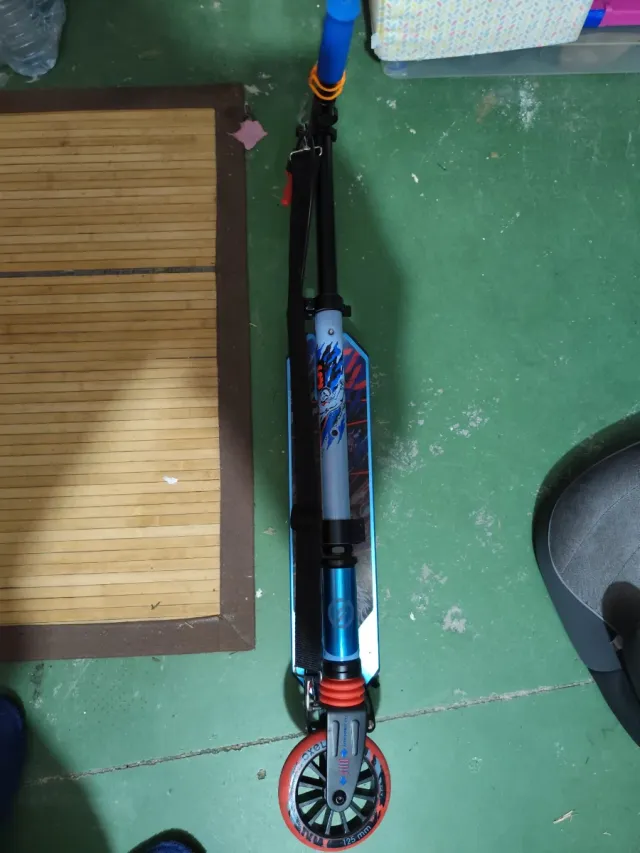 Patinete Oxelo Mid 5 azul