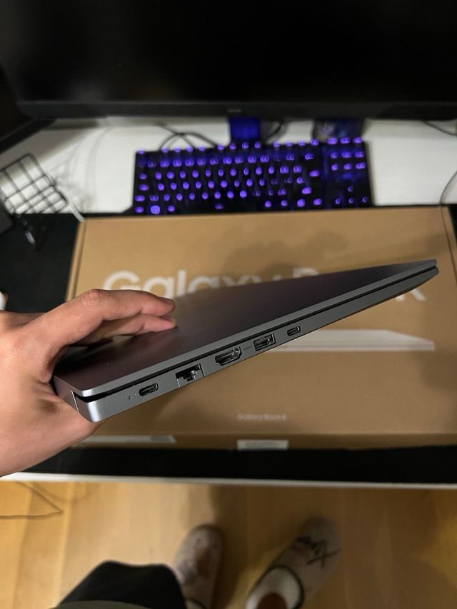 Portátil Samsung Galaxy Book 4 Plata