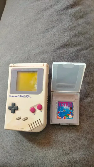 Nintendo Game Boy Original + Tetris