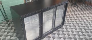 Refrigerador 3 puertas bajo mesa