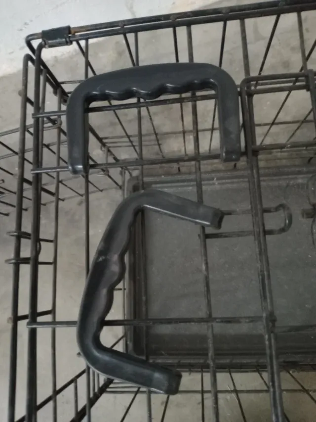 Transportín metálico plegable para mascotas. Jaula