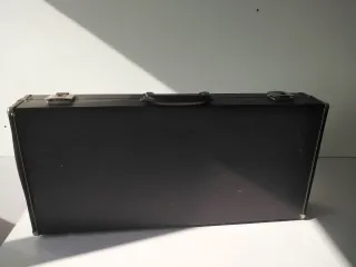 Maletín antiguo instrumento viento