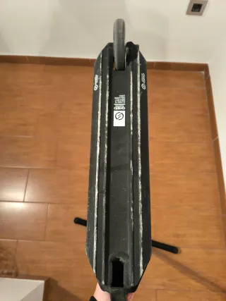 Patinete Oxelo Negro y Dorado