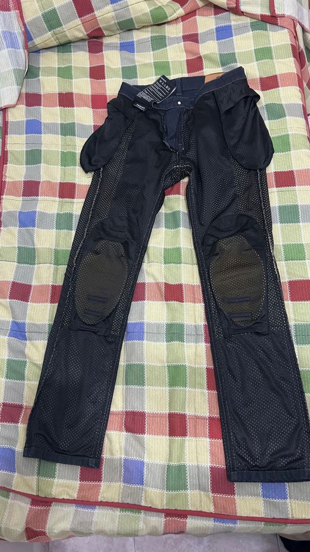 Pantalon Vaquero Armure