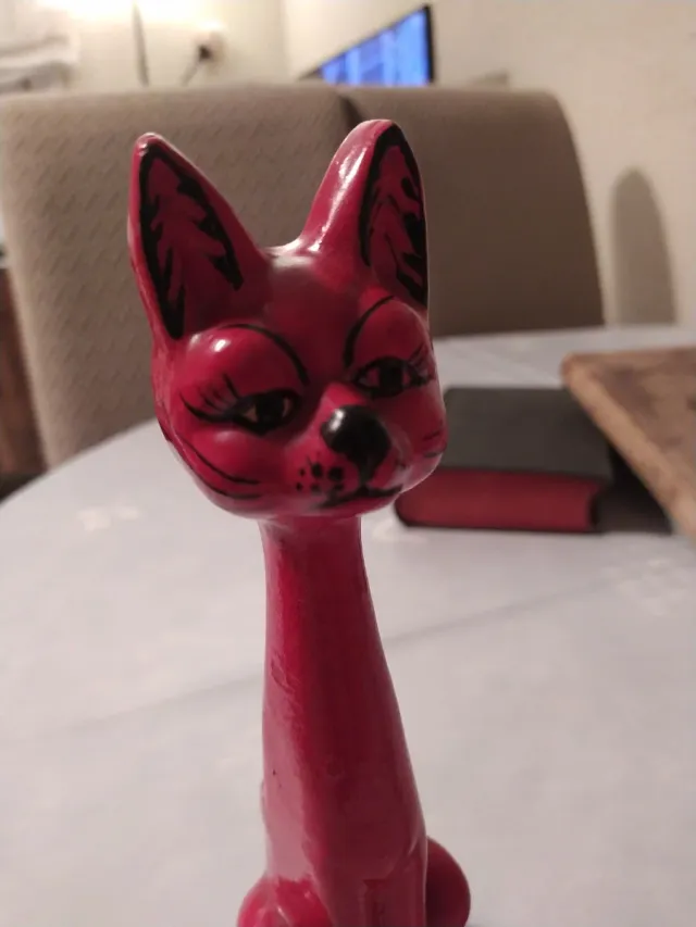 Gato rojo de cerámica vintage