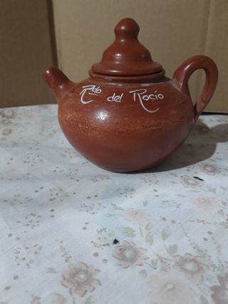 Tetera de barro Rocío
