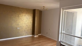 3 habitaciones, salón, 2 baños cocina calefacción