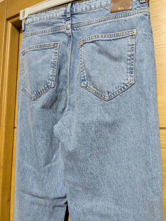 Pantalón vaquero Zara azul