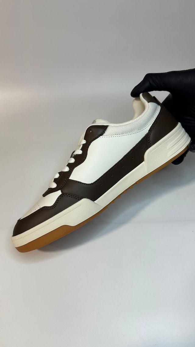 Tommy Jeans White/Brown - Size 43