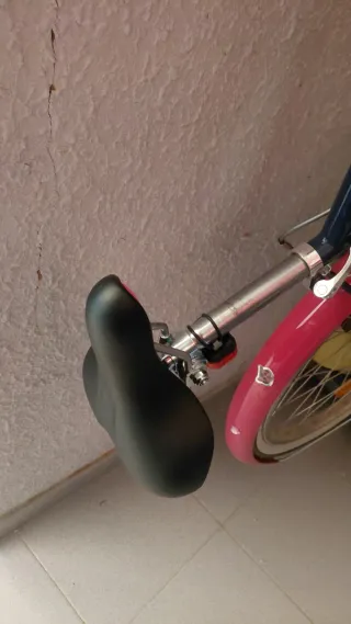 Bicicleta Paseo B-Twin con Cesta