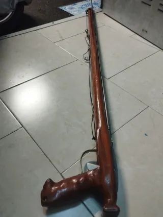 Fusil pesca sub madera artesanal