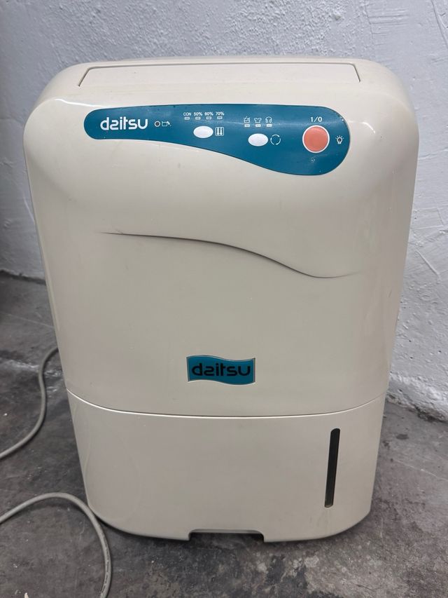 Deshumidificador Daitsu Beige