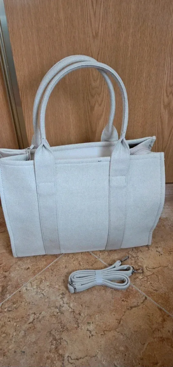 Bolso grande beige nuevo