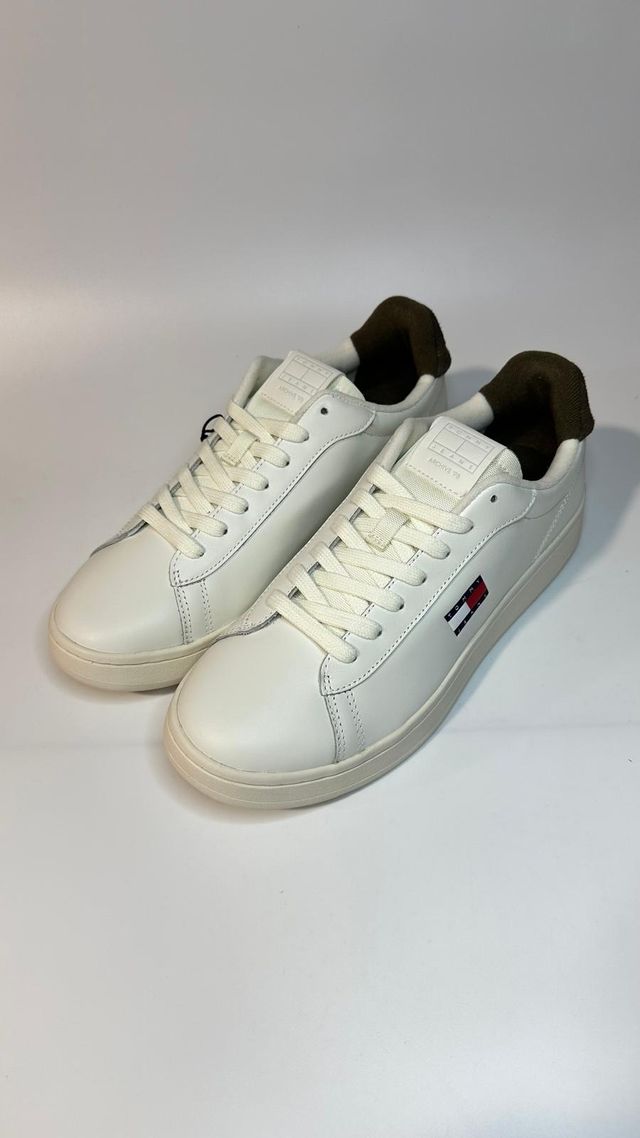 Tommy Jeans Archive 98 White/Brown - Size 43