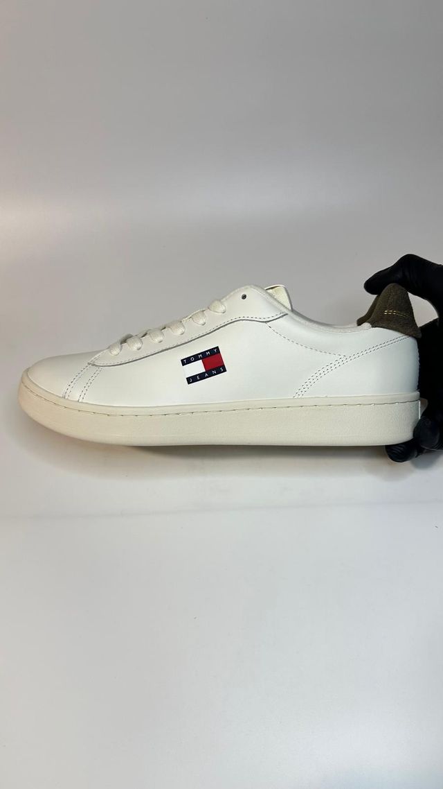 Tommy Jeans Archive 98 White/Brown - Size 43