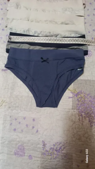 Slip ragazza Lovelygirl tg. 3 (n.6 slip)