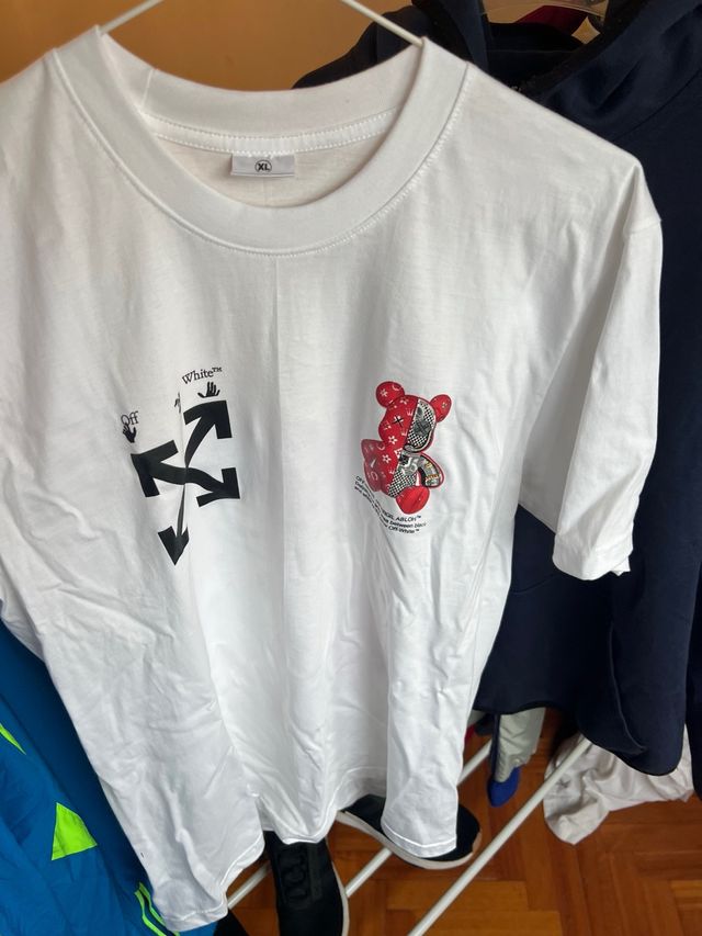 Camiseta Off-White XL Estampada Oso