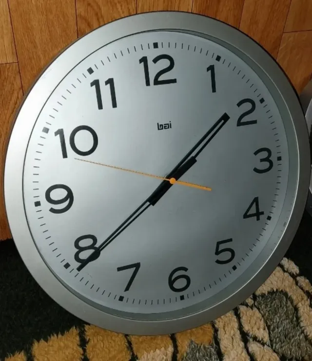 2 Relojes de Pared Grandes