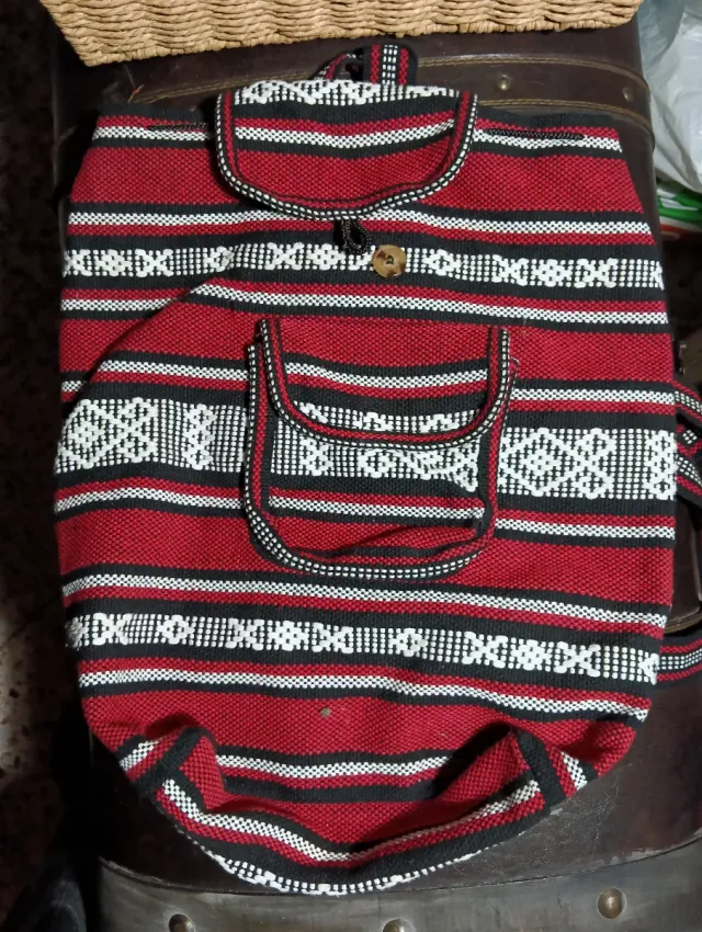 Mochila artesanal mexicana