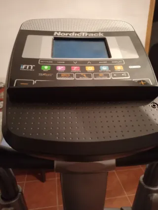 Bicicleta Elíptica HR Fitness