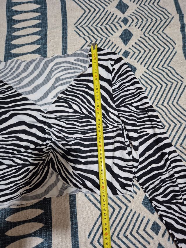 Crop top estampado cebra