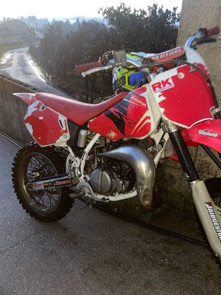 Moto honda cr 85cc en perfecto estado