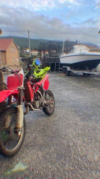 Moto honda cr 85cc en perfecto estado