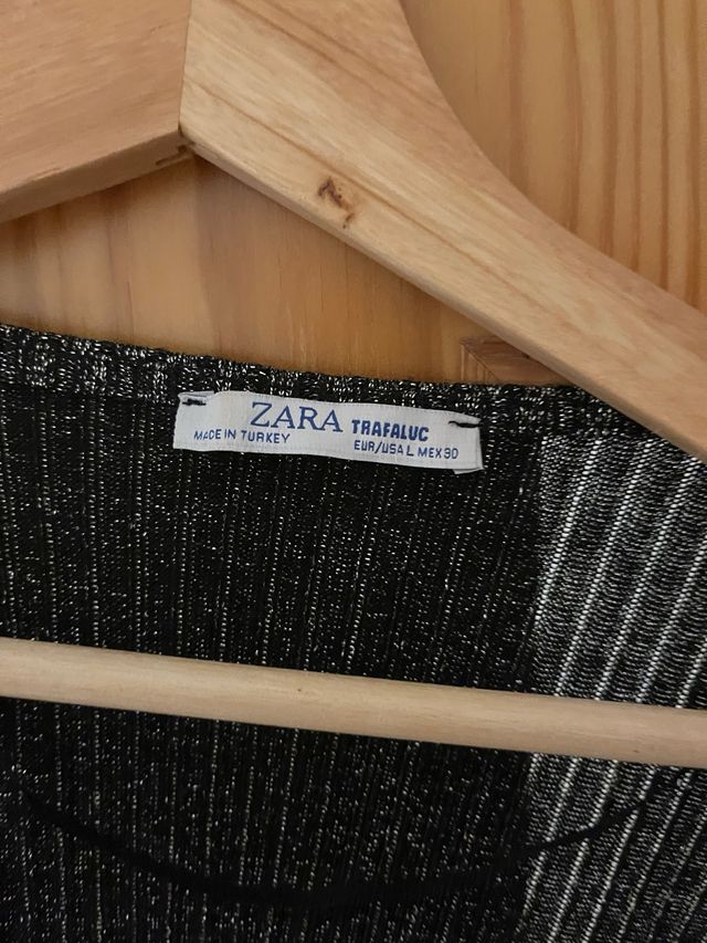 Pantalones y camiseta de punto Zara brillo plata