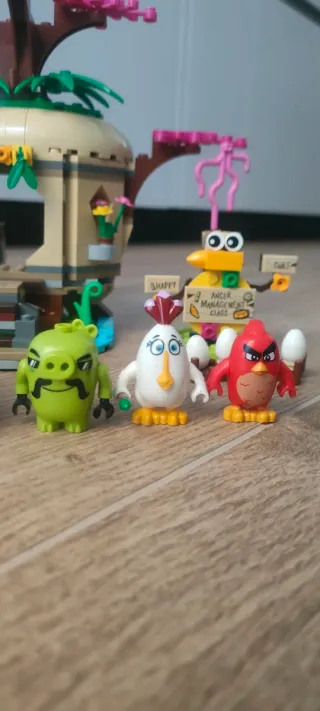 Lego Andry Birds 75823 Bird Island Egg Heist