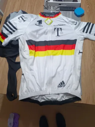 Conjunto Ciclismo Telekom Adidas Nuevo t mobile