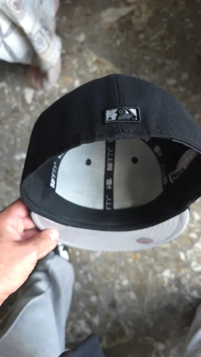 Berretto New Era Chicago White Sox Nero e Bianco