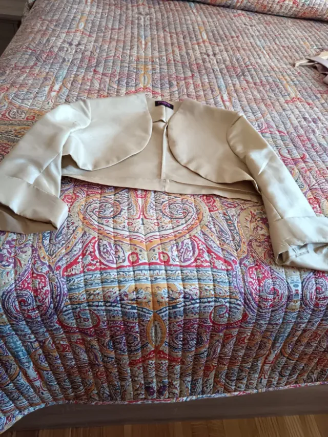 Traje de madrina talla 42