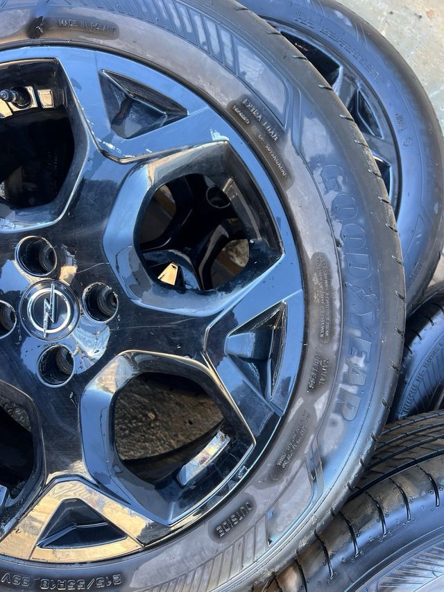 vendo Llantas Opel con Neumáticos Goodyear