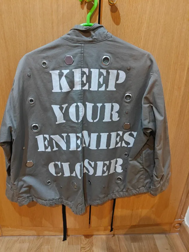 Chaqueta militar Pull&Bear estrellas S